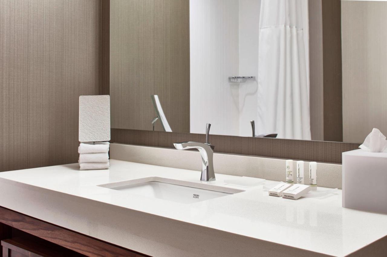 סנט לואיס פארק Courtyard By Marriott Minneapolis West מראה חיצוני תמונה