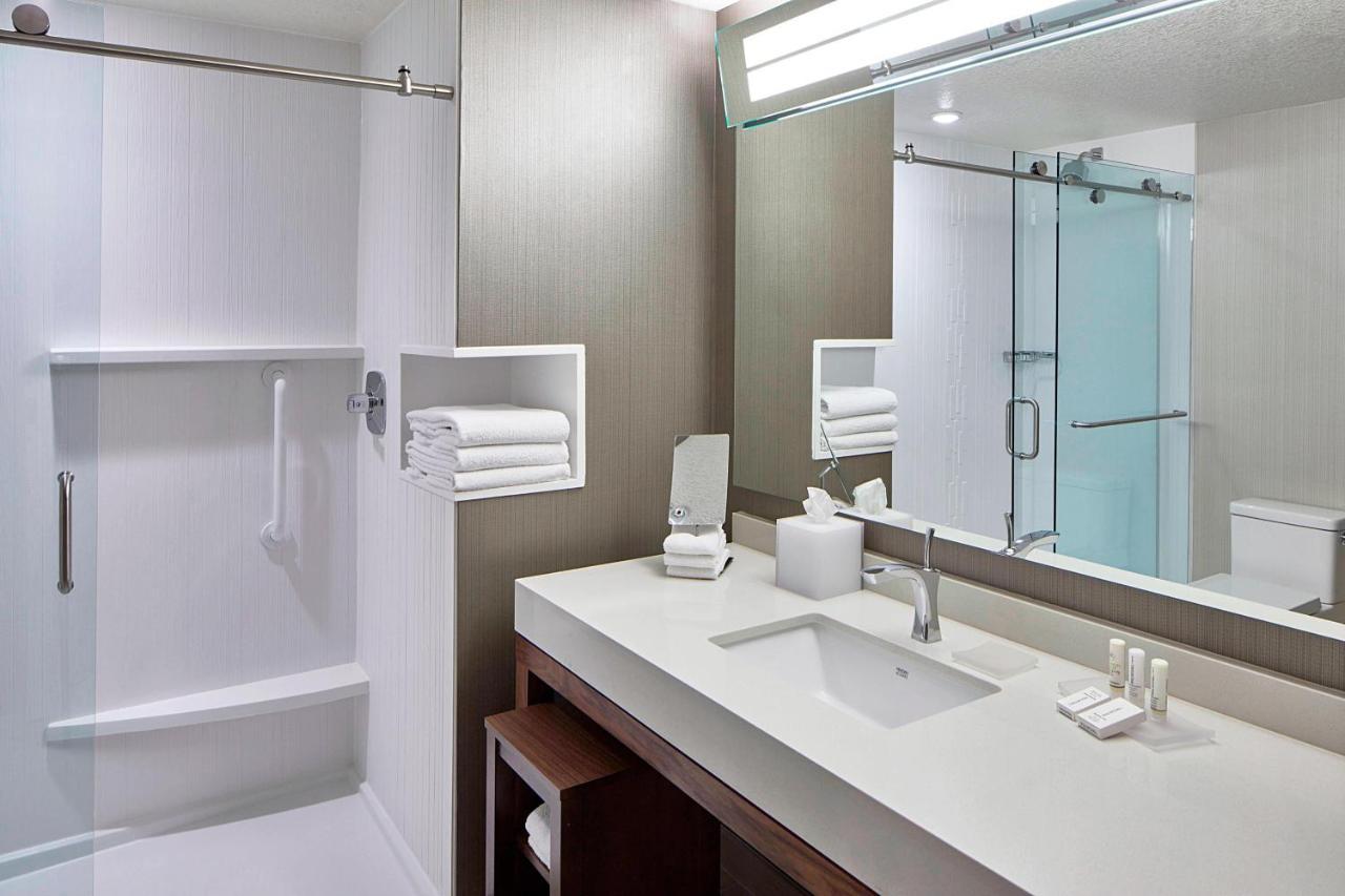 סנט לואיס פארק Courtyard By Marriott Minneapolis West מראה חיצוני תמונה