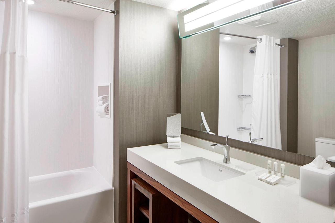 סנט לואיס פארק Courtyard By Marriott Minneapolis West מראה חיצוני תמונה