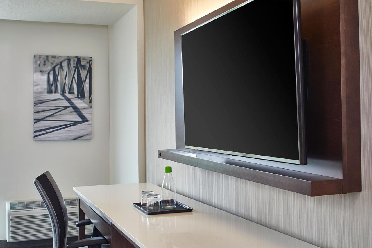 סנט לואיס פארק Courtyard By Marriott Minneapolis West מראה חיצוני תמונה