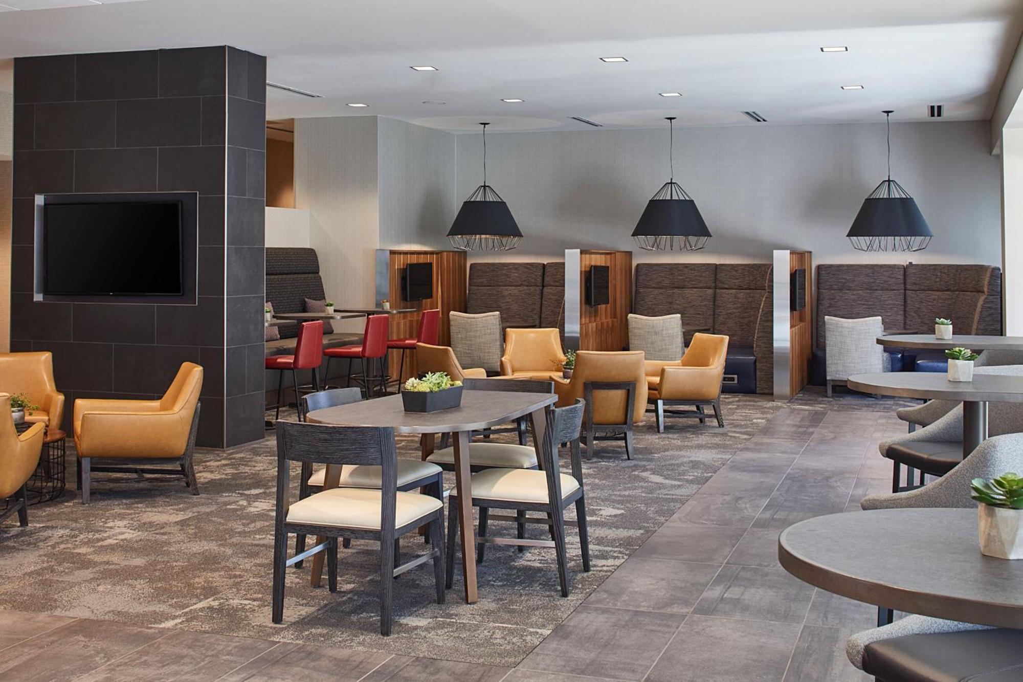 סנט לואיס פארק Courtyard By Marriott Minneapolis West מראה חיצוני תמונה