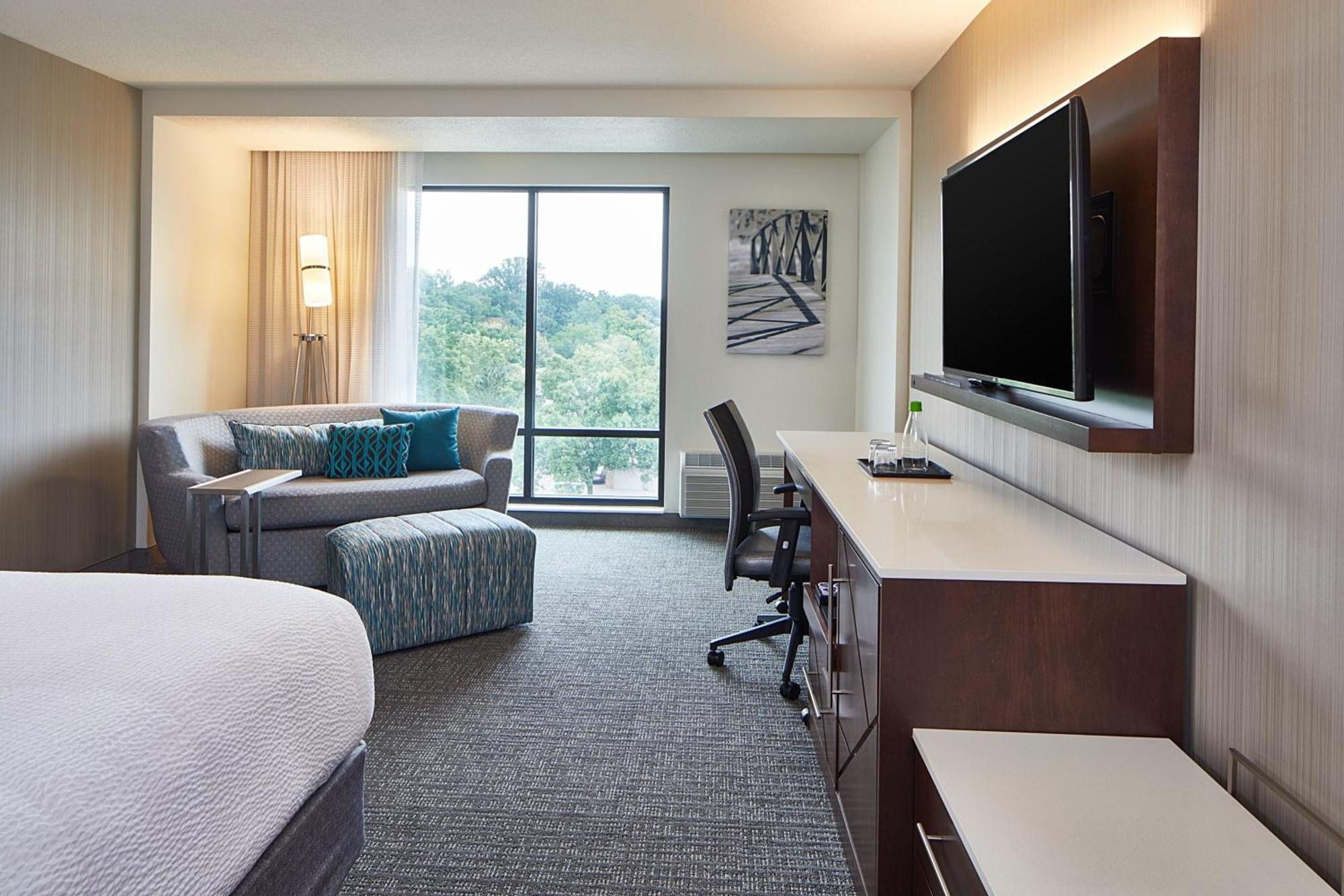 סנט לואיס פארק Courtyard By Marriott Minneapolis West מראה חיצוני תמונה